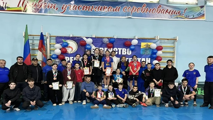 В Кизляре при поддержке «Единой России» состоялись соревнования по настольному теннису